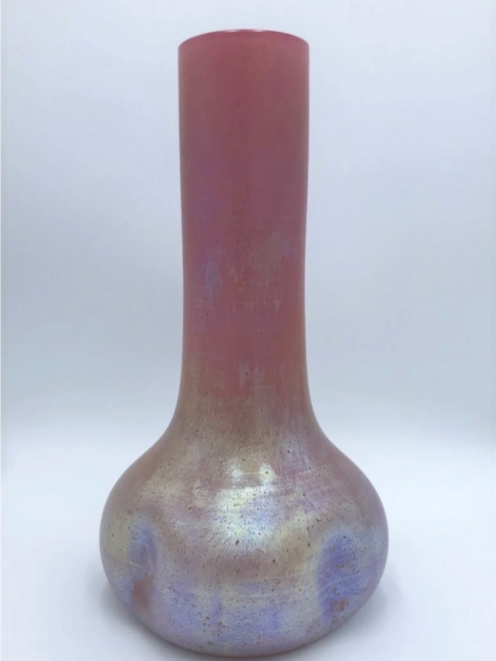 LARGE LOETZ  KRALIK PINK GLATT SILBERIRIS PINCH LOBED FORM ART GLASS VASE CA1900